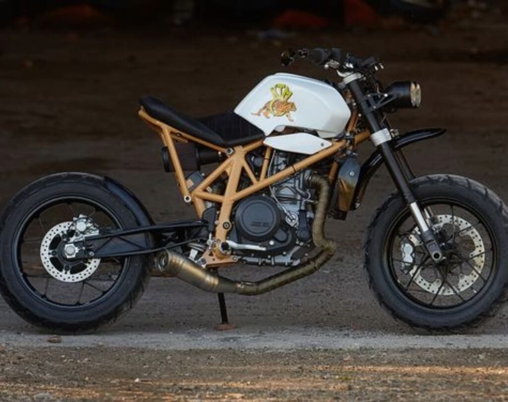 Moto café racer Bogotá