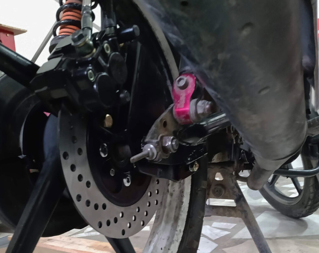 Partes y piezas para motos