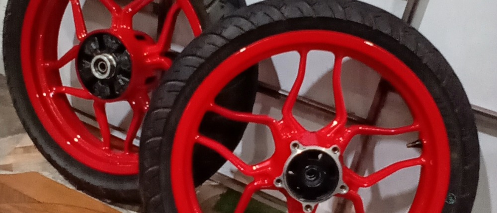 pintura de rines para moto pulsar