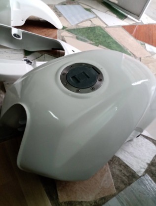 taller de pintura de tanques para motos