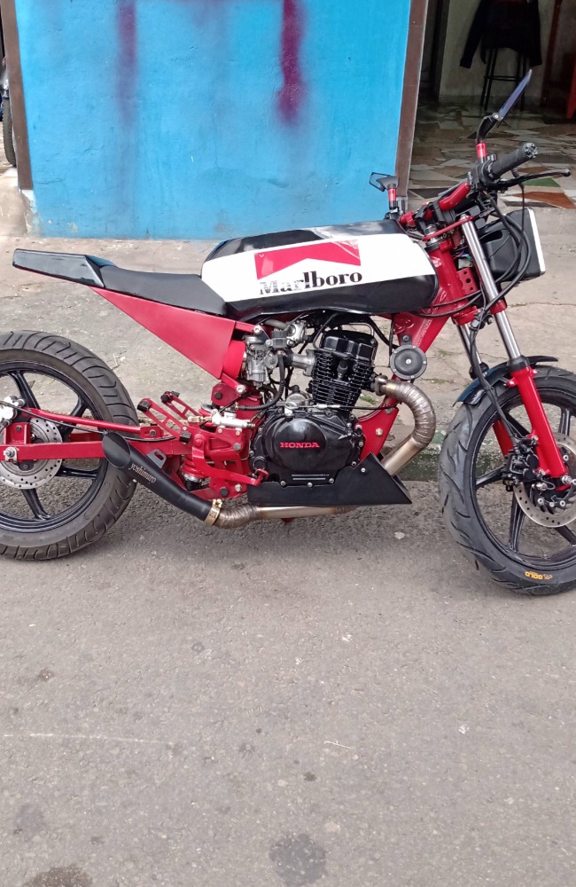 pintura personalizada honda cbf