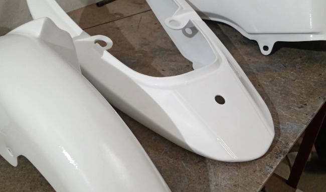 reparación de pintura motos